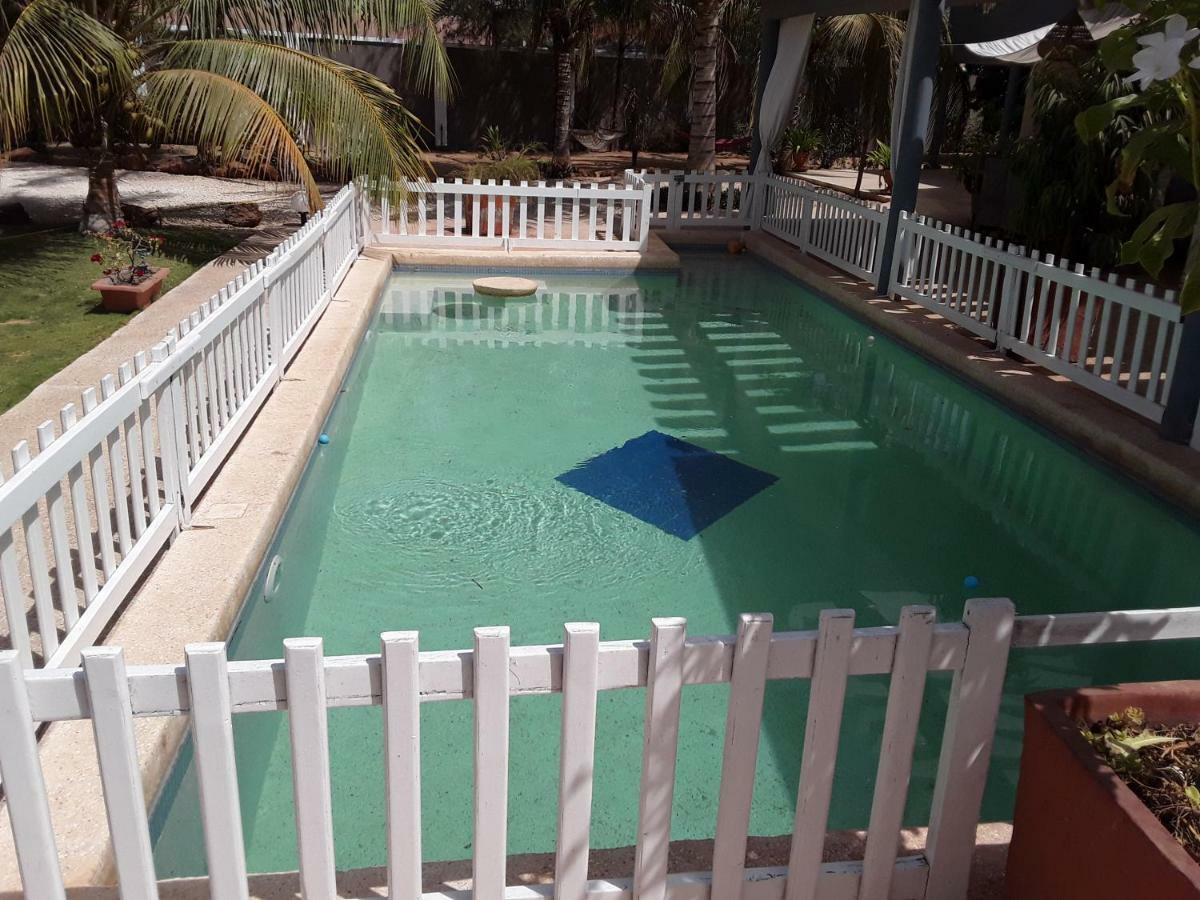 Chambre D'Hote Les Vacanciers Nianing Bagian luar foto